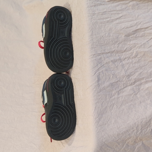 Nike Air Force 1 Toddler Sneakers Gray Black Pink Shoes - Picture 2 of 5